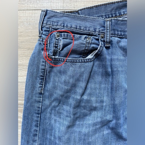 Levi's Relaxed Fit Men's Jeans in light blue - Picture 10 of 10